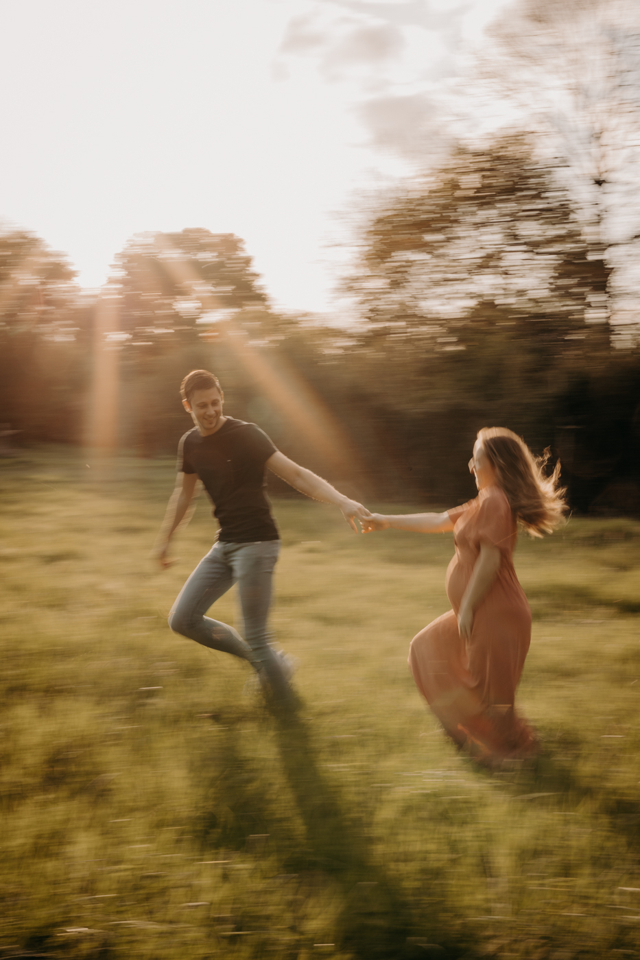 séance photo grossesse, campagne, champs colza, melay du maine - 25
