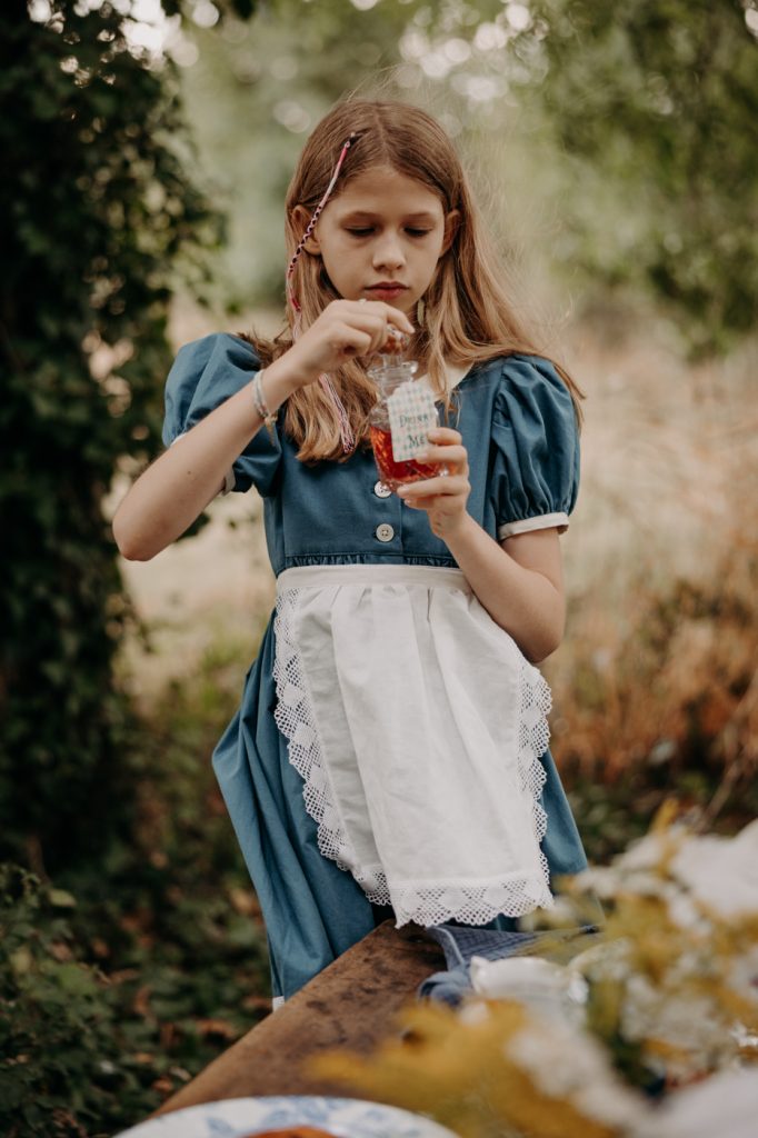 drink me alice pays merveilles séance photo