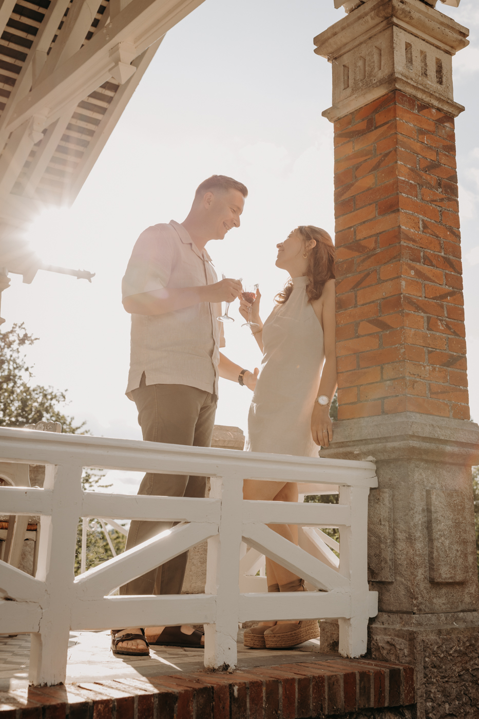 Séance couple avant mariage, manoir, chateau, mayenne - 232