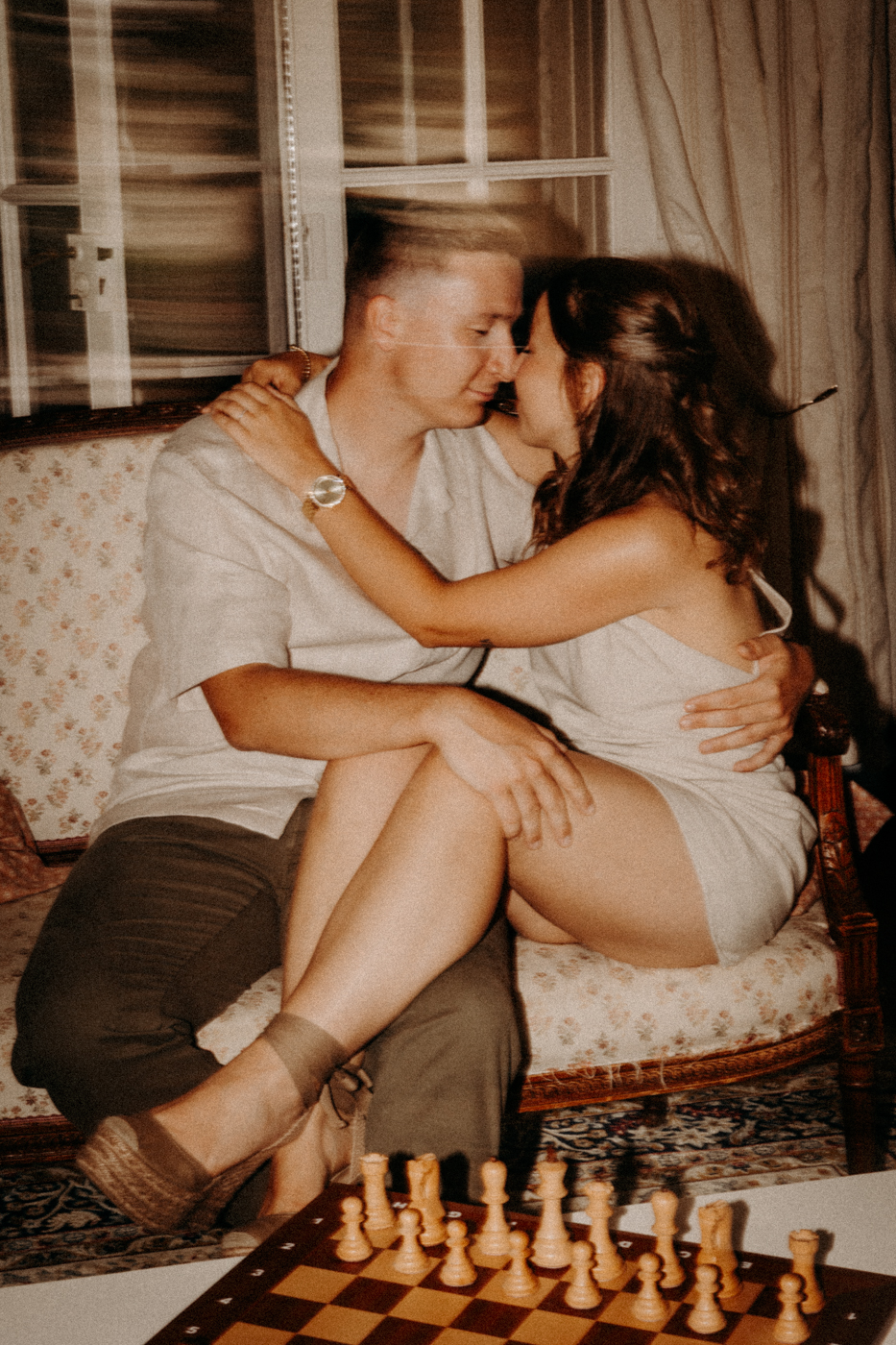 Séance couple avant mariage, manoir, chateau, mayenne - 97